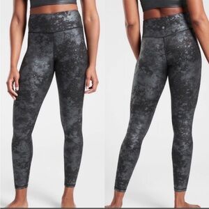 Athleta Elation Misty Tight Black Silver Ankle Length Womens Small